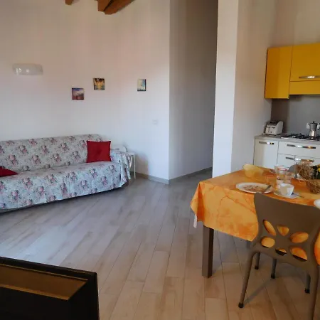 Apartment Clarissa 2 *